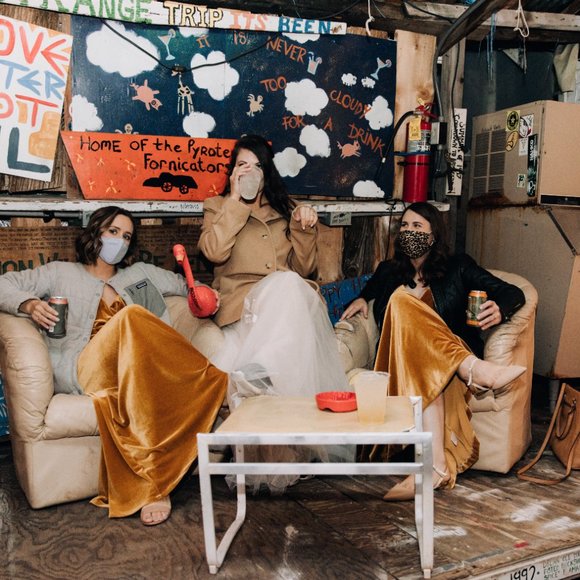 Meet your Posher, Jessica - Picture 4 of 13